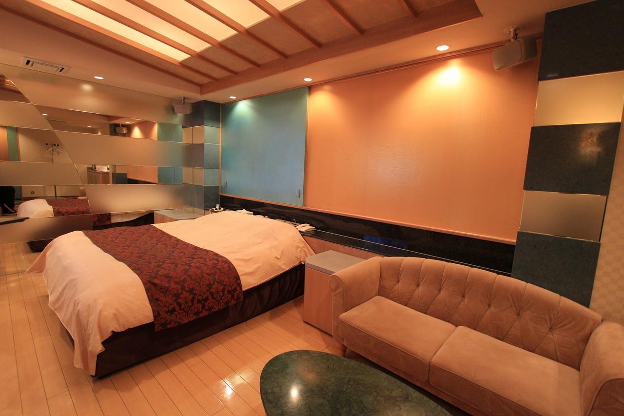 Love hotel Lala (adults Only)
